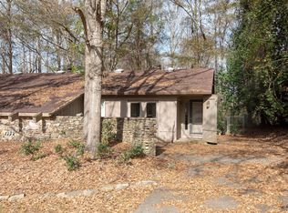 Hampton 1351-1353, Auburn, AL 36830
