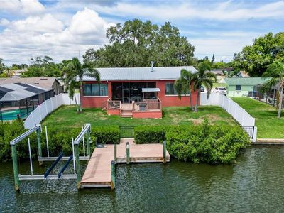 429 Flamingo Dr, Apollo Beach, FL, 33572