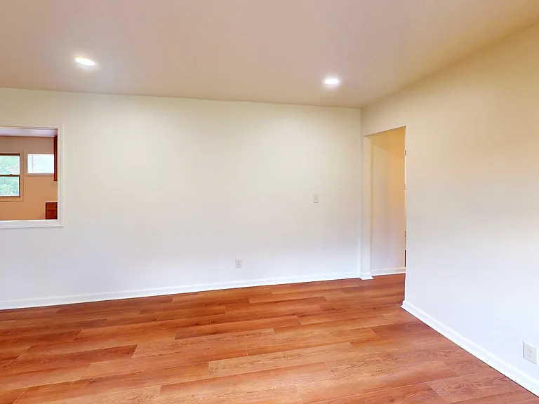 424 Bridge View Rd — Photo 9
