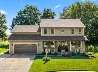 8904 Bradenton Rd, Fort Wayne, IN 46835