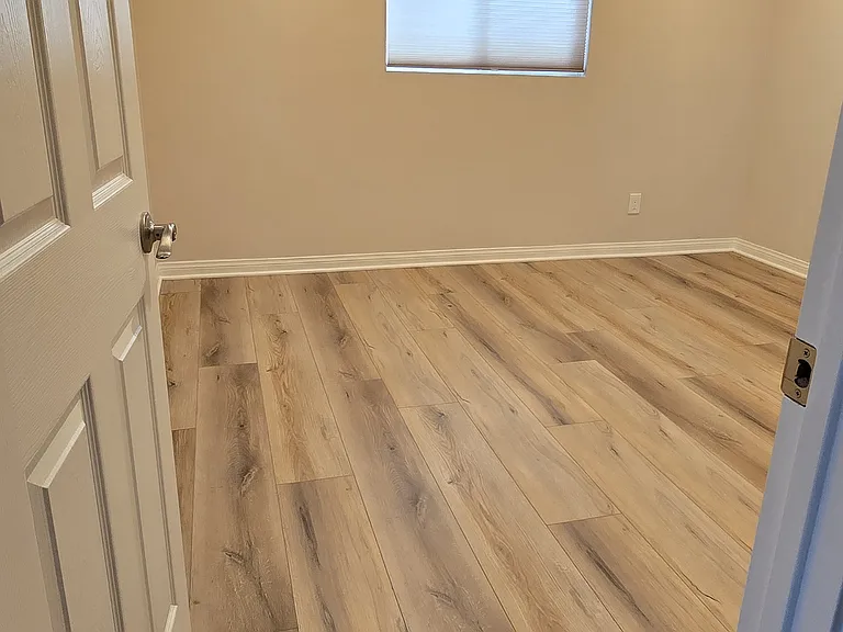 14254 Sayre St — Photo 5