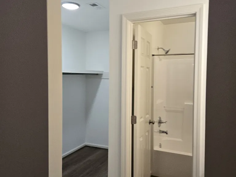 3703 Southborough Rd #6G — Photo 9
