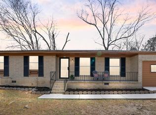 6128 Roosevelt Cir NW, Huntsville, AL 35810