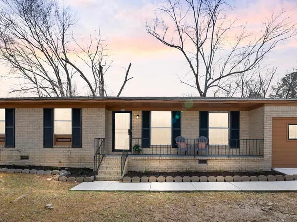 6128 Roosevelt Cir NW, Huntsville, AL 35810