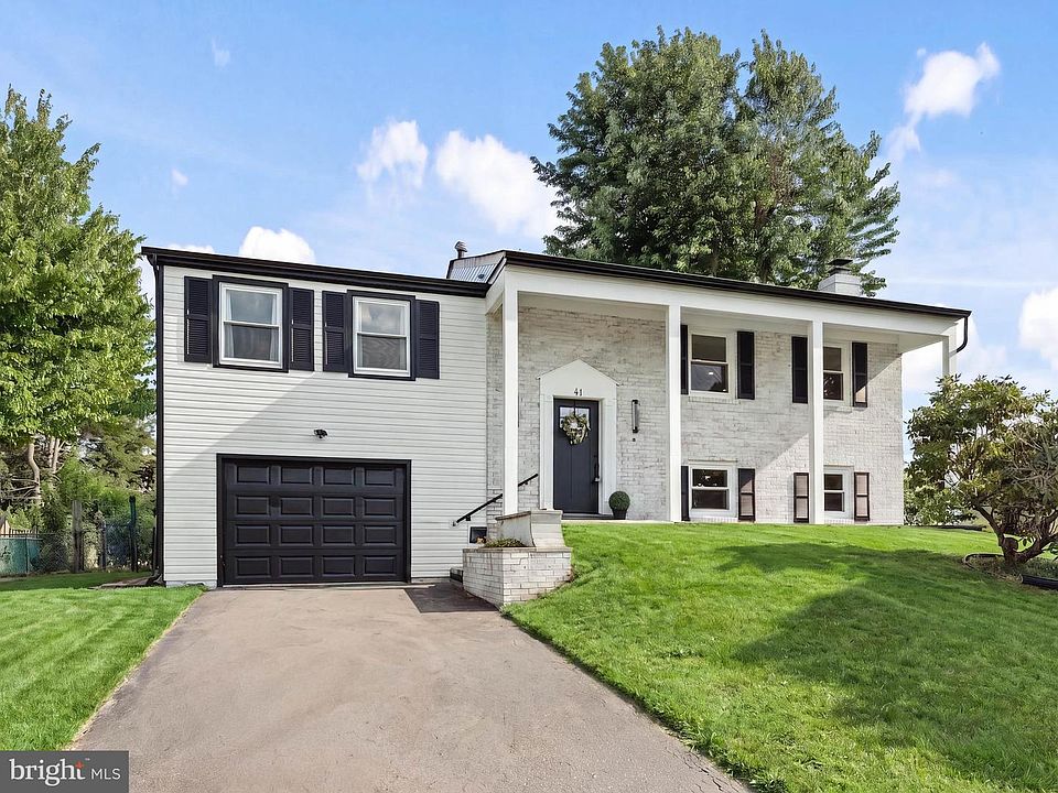 1st image of 41 Tallwood Ln