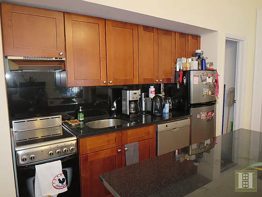 Rented by Halstead Real Estate | media 39