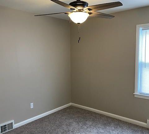 5th image of 21715 Brittany Ave