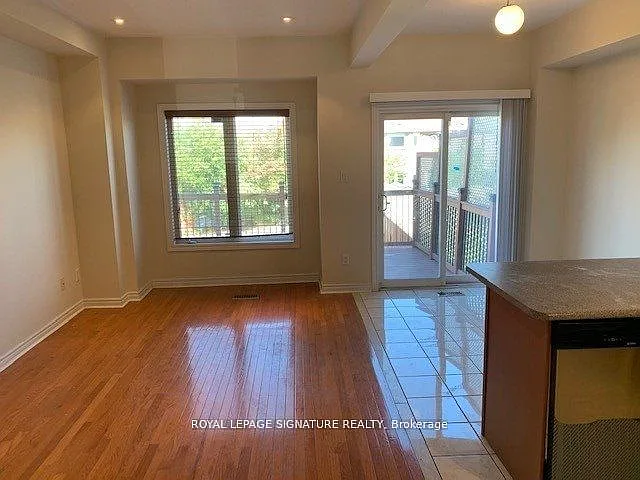 248 Breton Ave #UPPER LEVEL — Photo 16