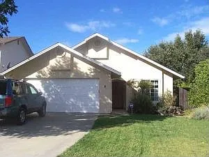 8 Hunter Ct photo 1
