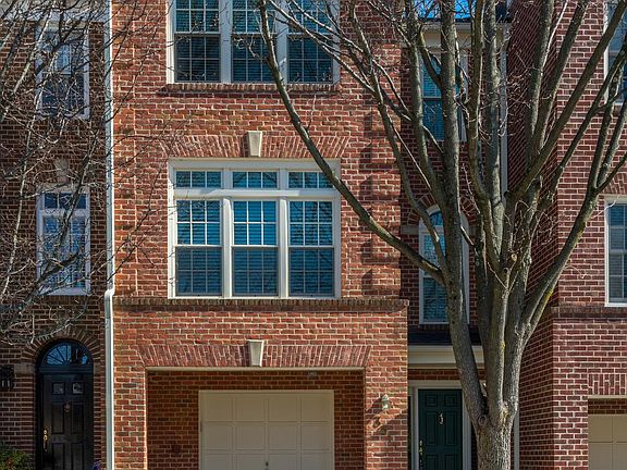 2nd image of 3911 Ivy Terrace Ct NW