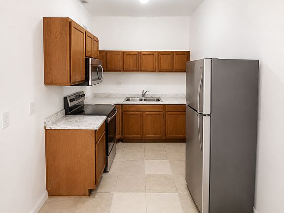 2nd image of 1265 Pinewood Dr #1