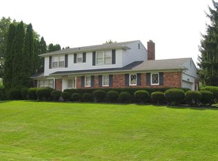 4259 Claire Ct, West Bloomfield, MI 48323