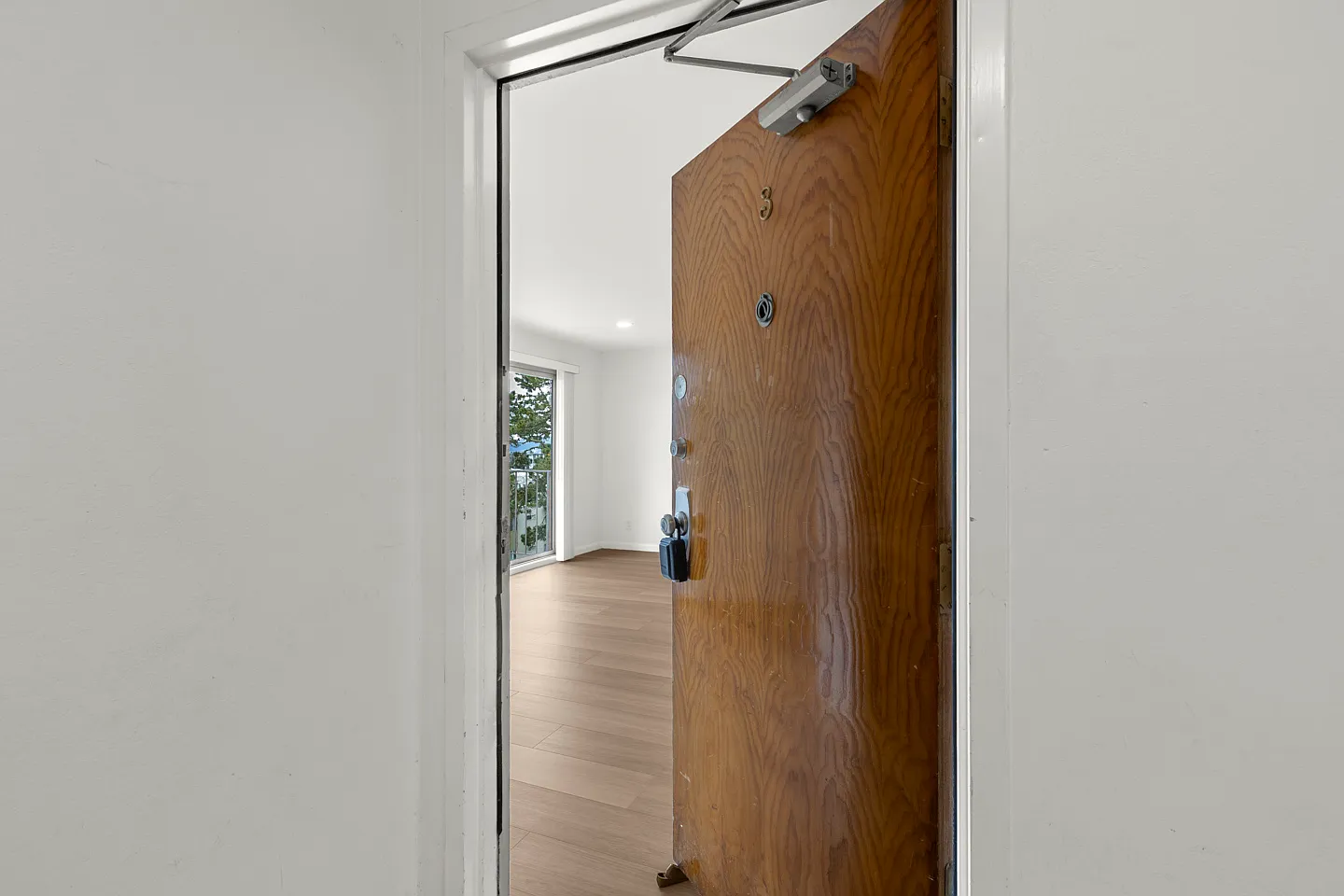 1 bed, 665 sqft, $4,995 — Photo 3
