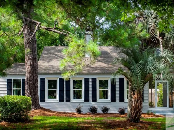 414 E 64th St, Savannah, GA 31405