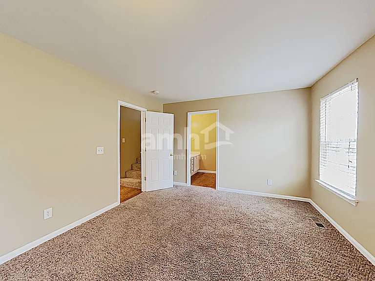 2925 Burtonwood Dr — Photo 10