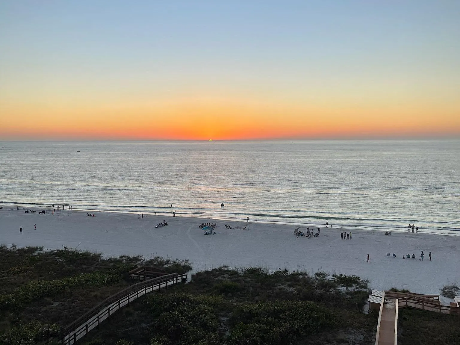 2 bed, 962 sqft, $5,000 — Photo 3