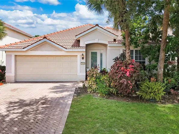2010 Fairmont LN, NAPLES, FL 34120