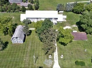 31W692 W Penny Rd, Barrington, IL 60010