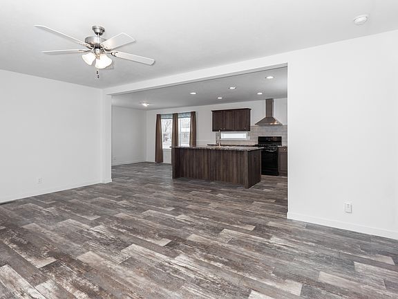 5th image of 353 E Michigan Ave #215