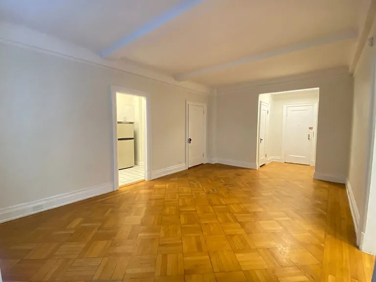 105 W 55th St #8E — Photo 3