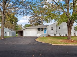 9860 E Concord Rd, Saint Louis, MO 63128