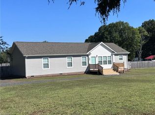 465 Shady Grove Rd, Eden, NC 27288