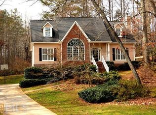 5558 Saddlebrook Dr, Douglasville, GA