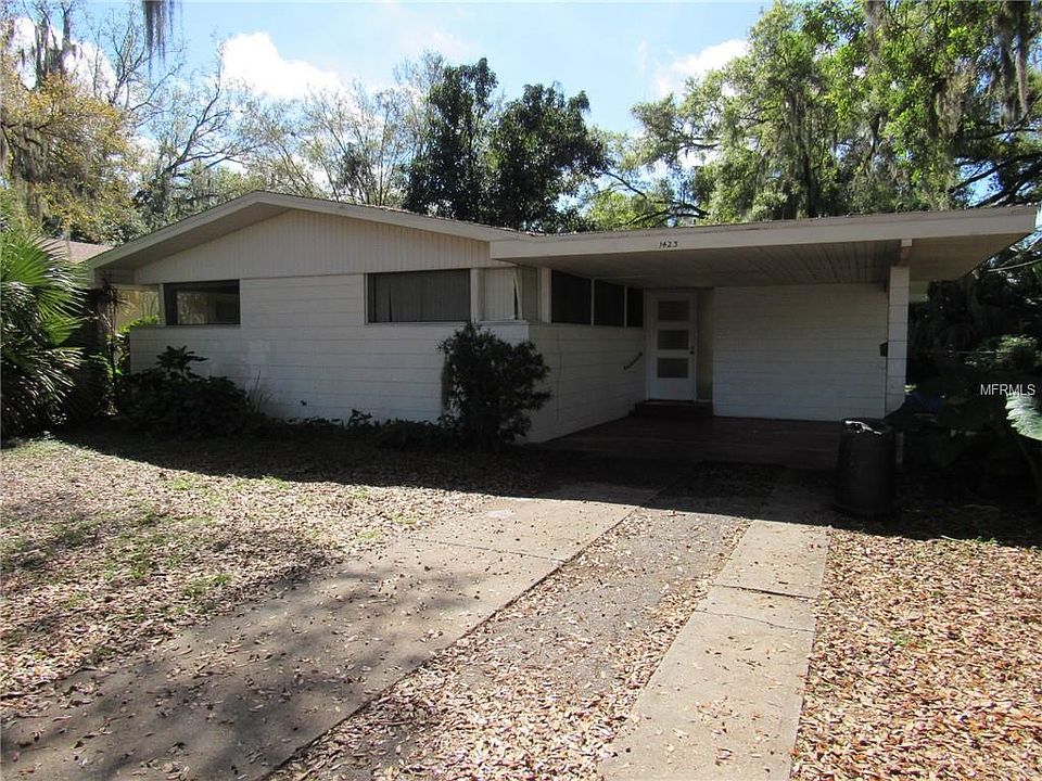 1st image of 1423 Crystal Lake Dr