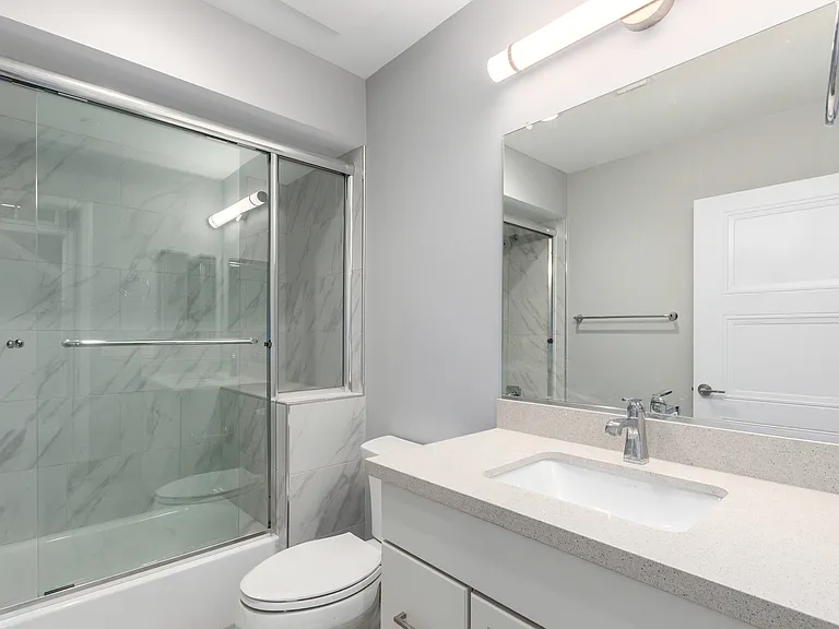 4525 N 40th St #5 — Photo 26