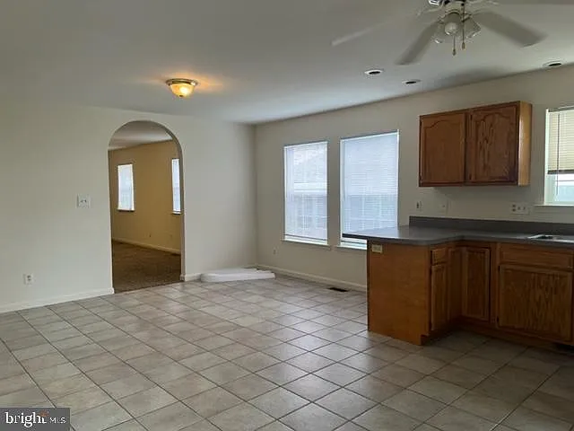 3 bed, 2.5 bath, 2168 sqft, $2,595 — Photo 4