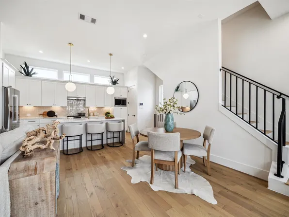 2208 Dennis St, Houston, TX 77004