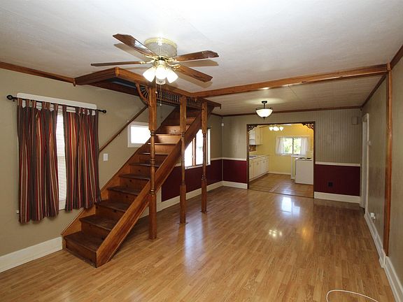 4th image of 1401 E Wilson Ave