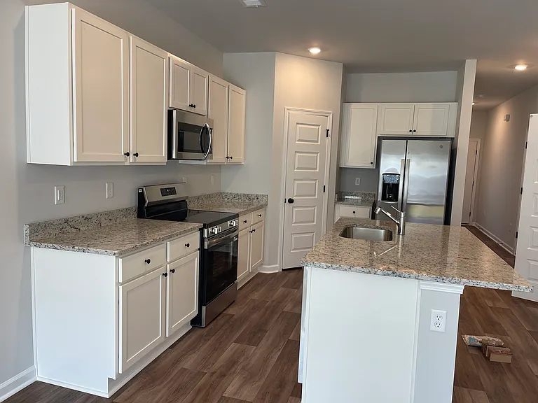 1118 Pit Crew Dr — Photo 4