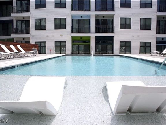 Luxury East Austin Mid-rise Apartments water chairs
