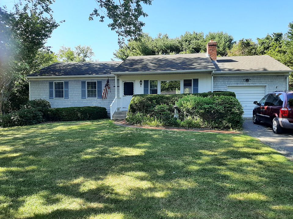 1st image of 145 Custer Ave