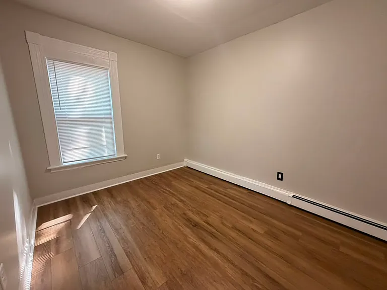 38 Daggett St #1A — Photo 3