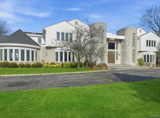 1 Private Lane, Old Brookville, NY 11545