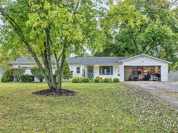 4th image of 2092 Byron Dr