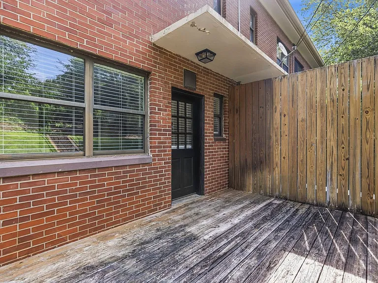 16 Faris Cir — Photo 28