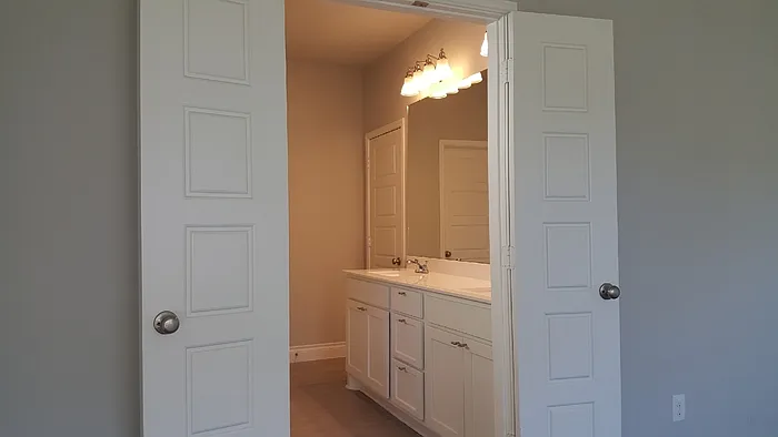 212 Freeman Loop — Photo 12