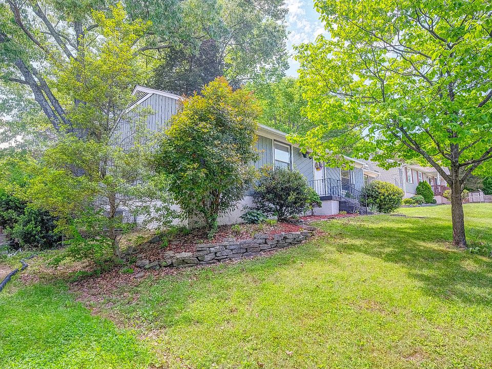 103 Moss Ct, Hendersonville, TN 37075 Zillow