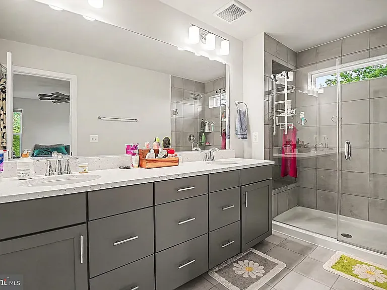 431 Snowberry Ln — Photo 7