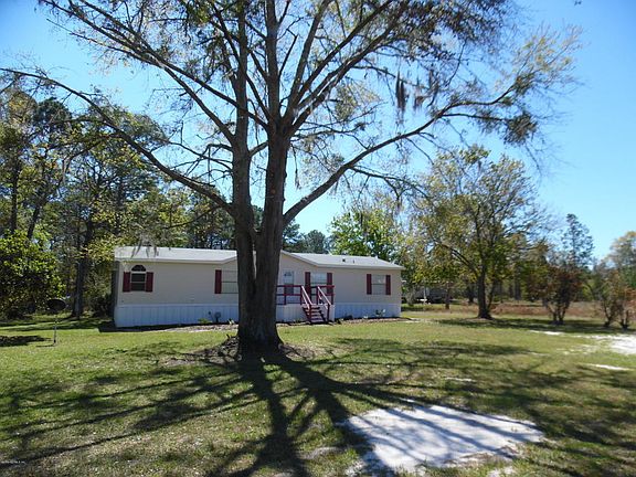 3rd image of 1775 Blue Jay Dr