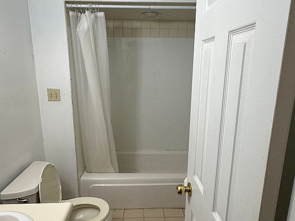 2nd image of 1101 Kern St #1101.5
