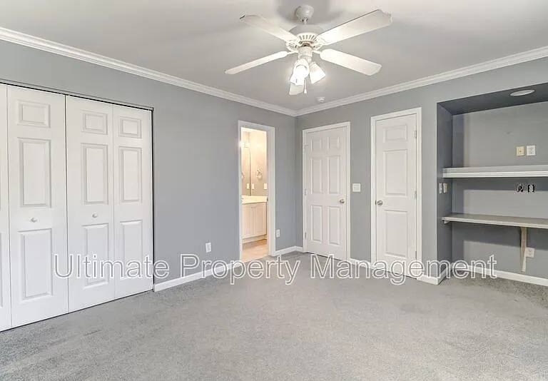 502 Shortfin Dr — Photo 12