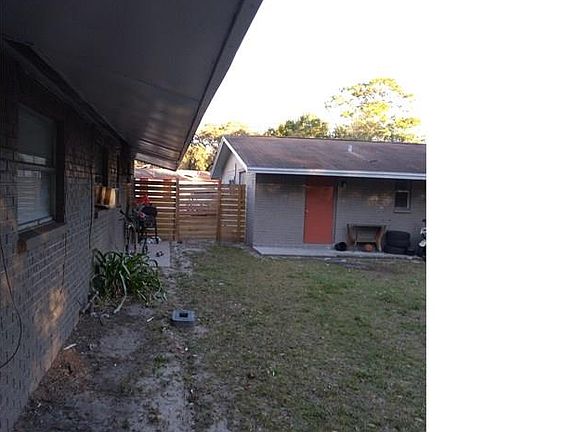 4th image of 14204 N 20th St APT B