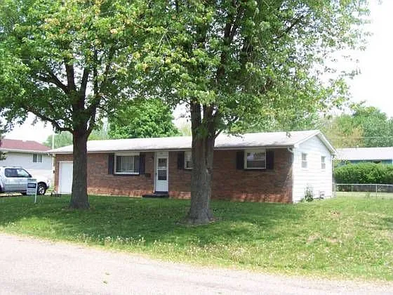 202 Saint Mark Dr photo 1