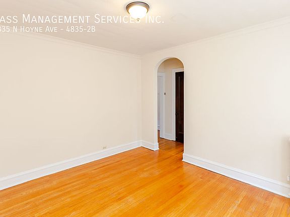 2nd image of 4835 N Hoyne Ave APT 2B