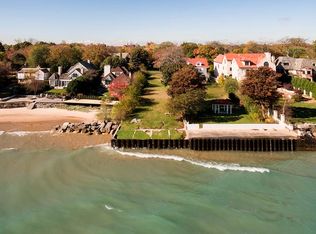 917 Edgemere Ct, Evanston, IL 60202