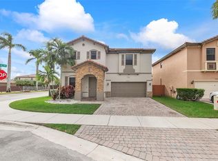 10402 SW 224th Ter, Miami, FL 33190